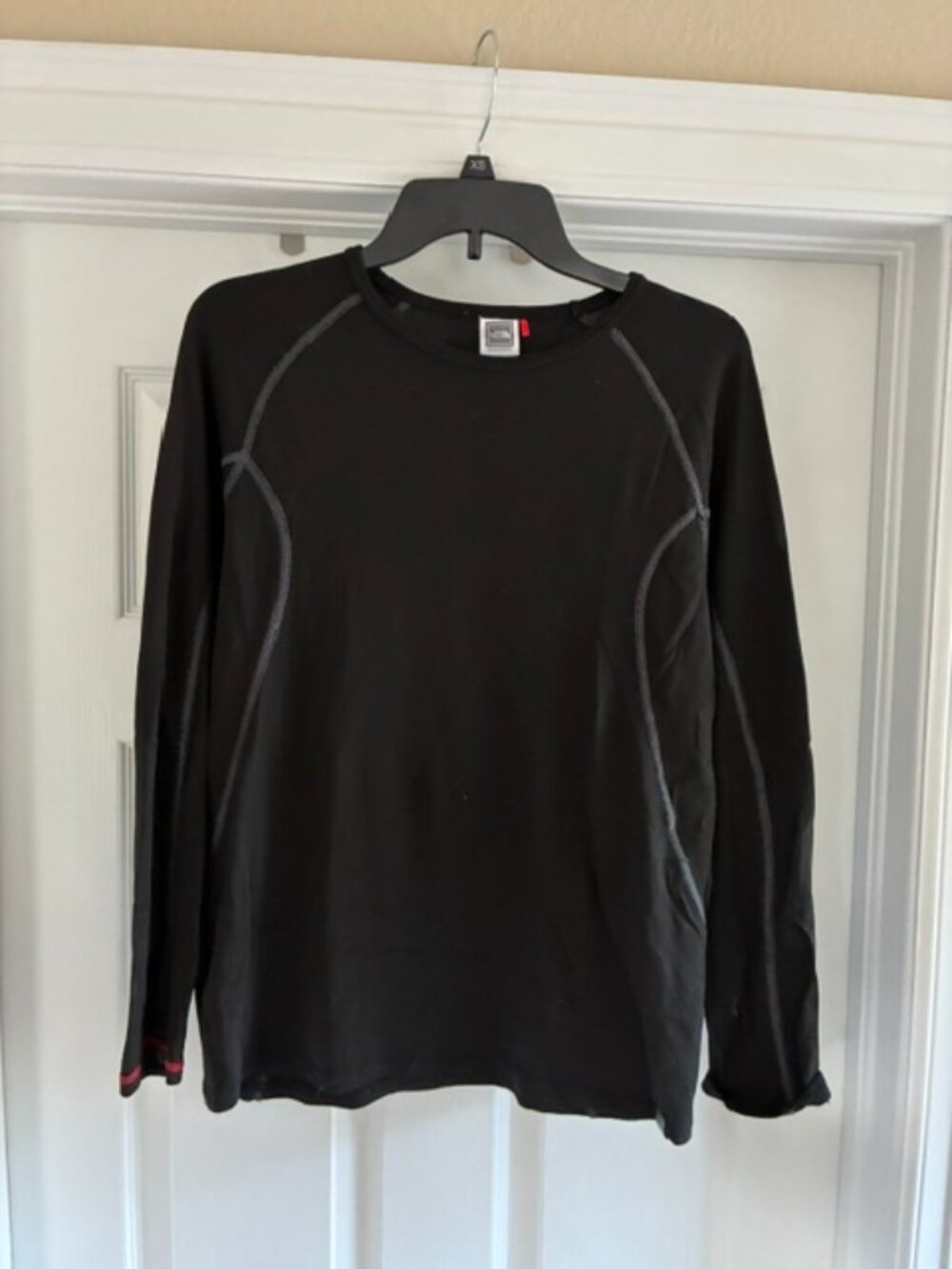 The North Face Men's base layer, size Large, thermal long sleeve